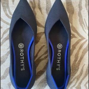 Black Rothy’s Pointed Flats